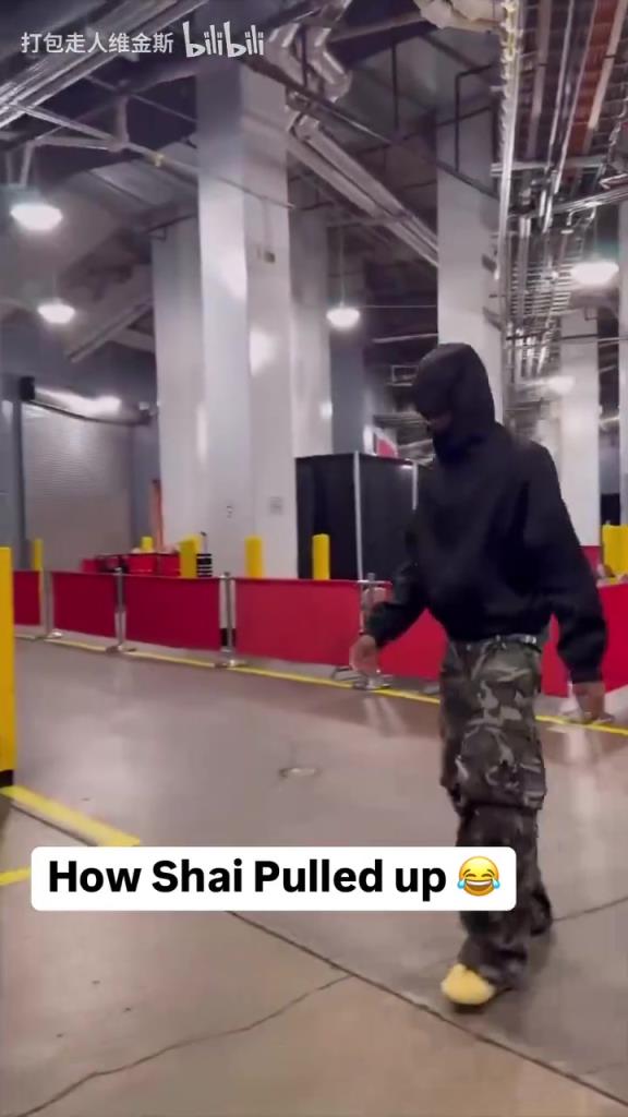 潮流也是NBA的頂端！SGA這出場(chǎng)造型真讓人捉摸不透??！