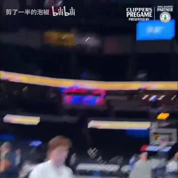 寶藏球員！你覺(jué)得小瓊斯能延續(xù)去年季后賽的亮眼表現(xiàn)嗎？